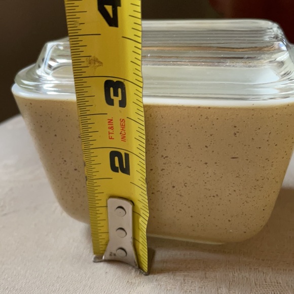 HTF vintage Pyrex tan speckled Homestead refrigerator jar, fridgie w/lid EUC - Picture 9 of 10